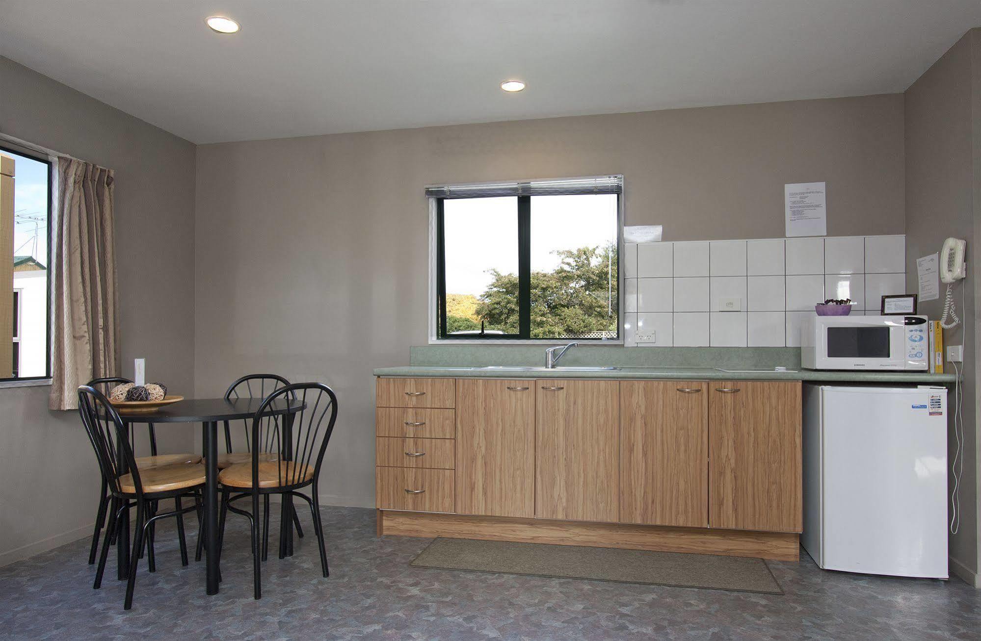 Coronation Park Motels Ashburton Exterior foto
